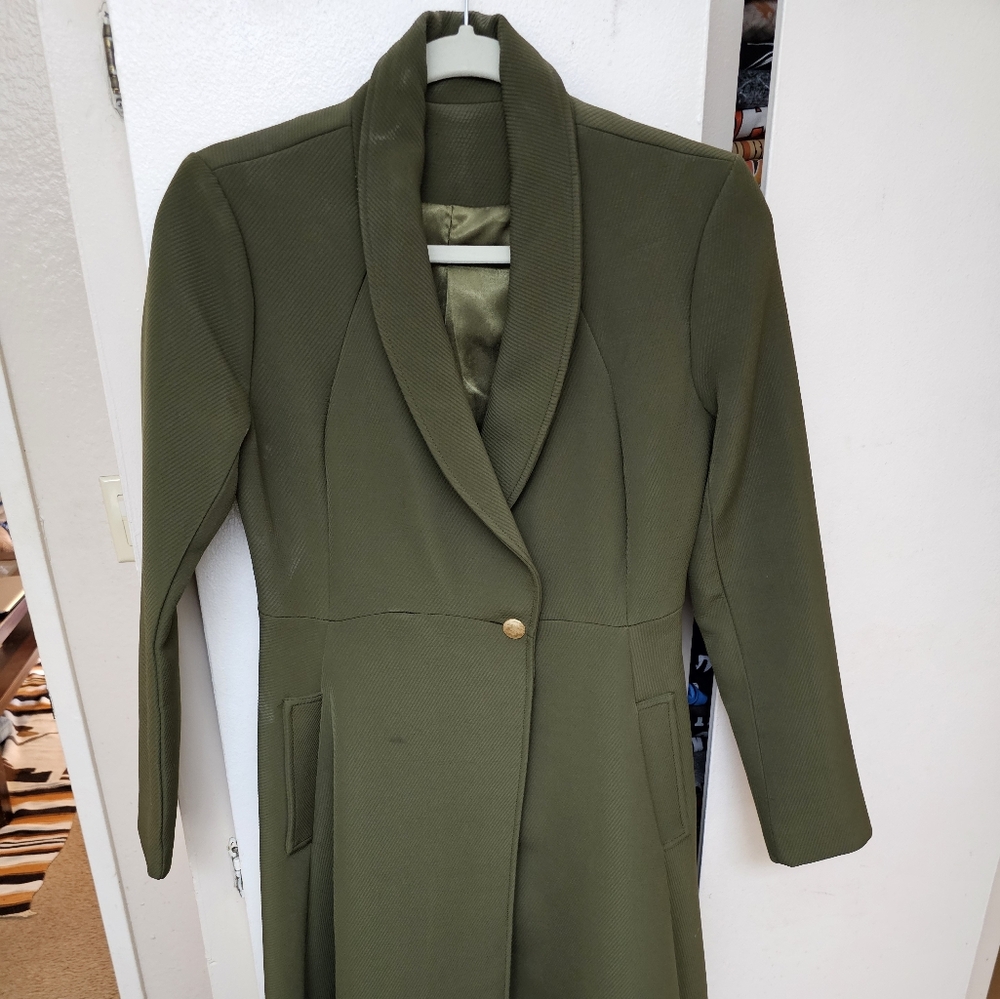 Green women's coat size Small